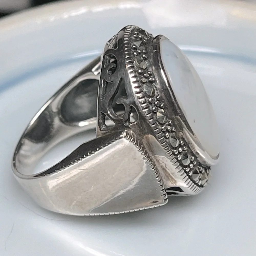 Stunning Vintage Solid 925 Sterling Silver Mother of Pearl Ring - Picture 5 of 6